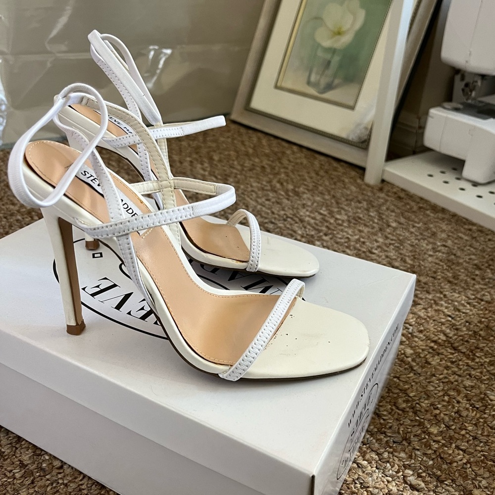 Steve Madden strap heels